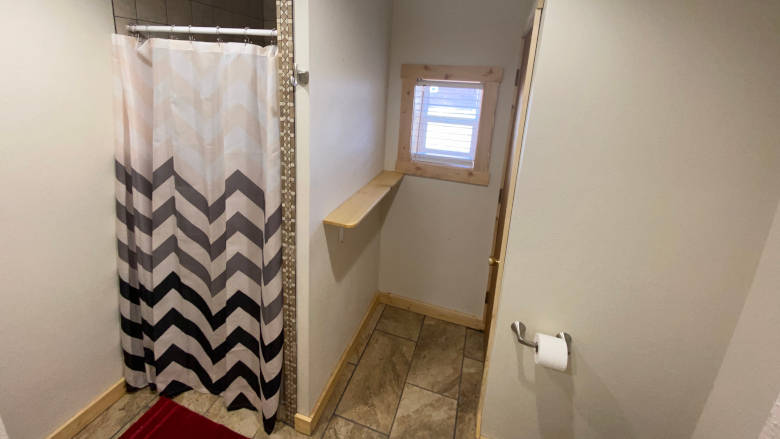 Legacy Cabin 11 Bathroom